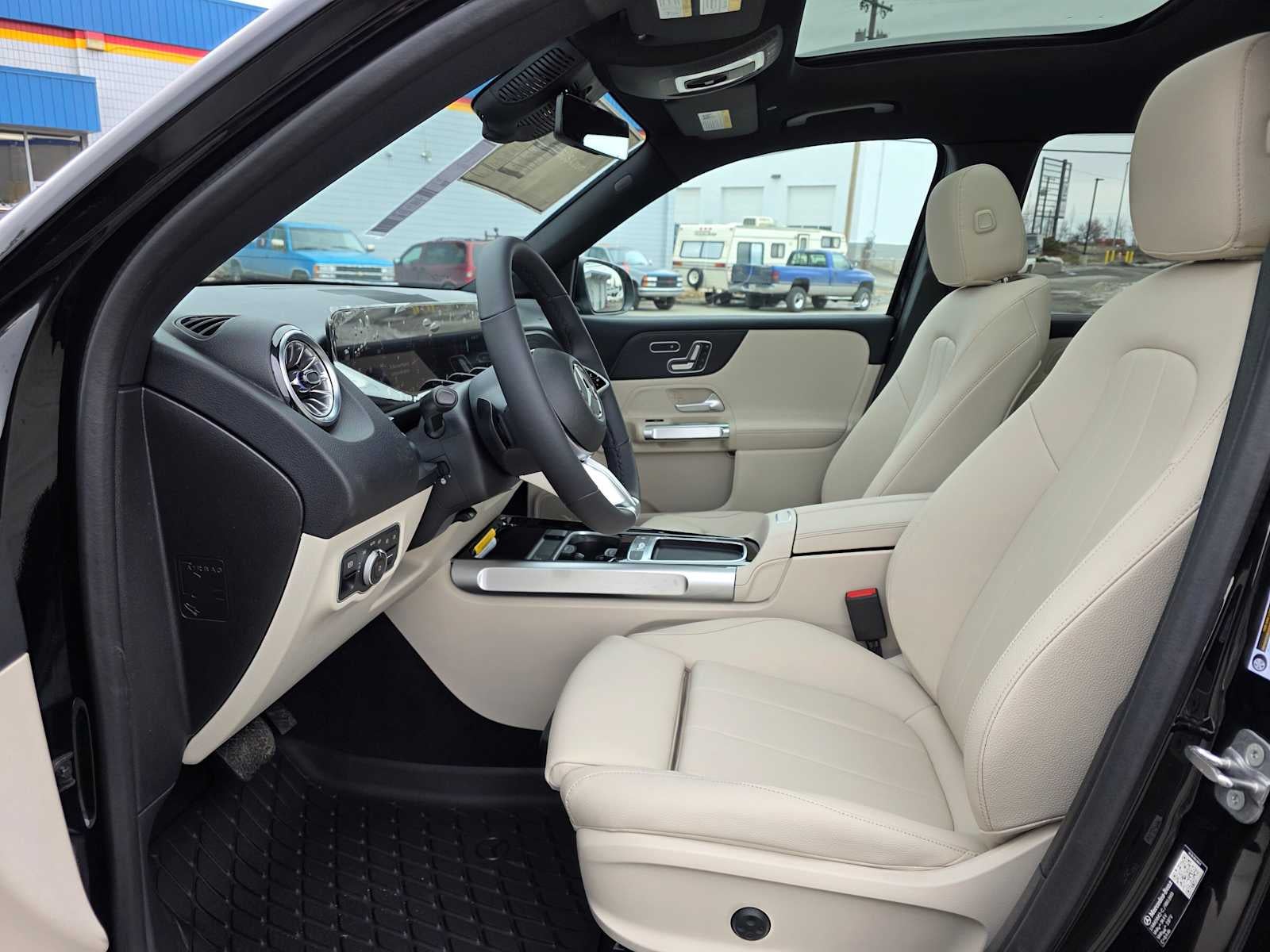 2026 Mercedes-Benz GLB 250 4MATIC® SUV