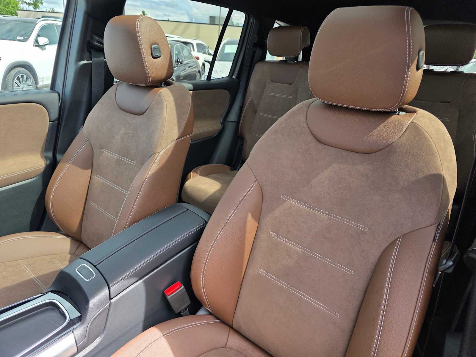 2026 Mercedes-Benz GLB 250 4MATIC® SUV