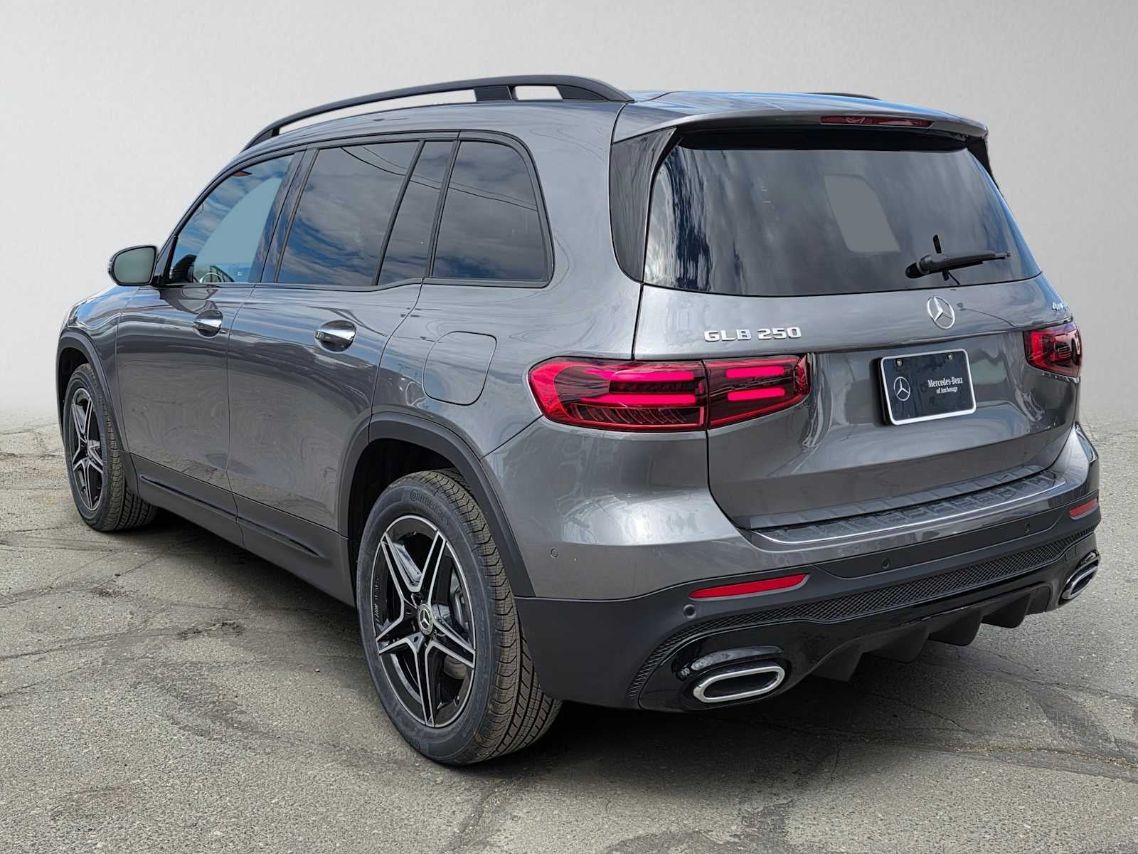 2026 Mercedes-Benz GLB 250 4MATIC® SUV