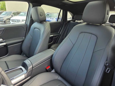 2026 Mercedes-Benz GLA 250 4MATIC® SUV