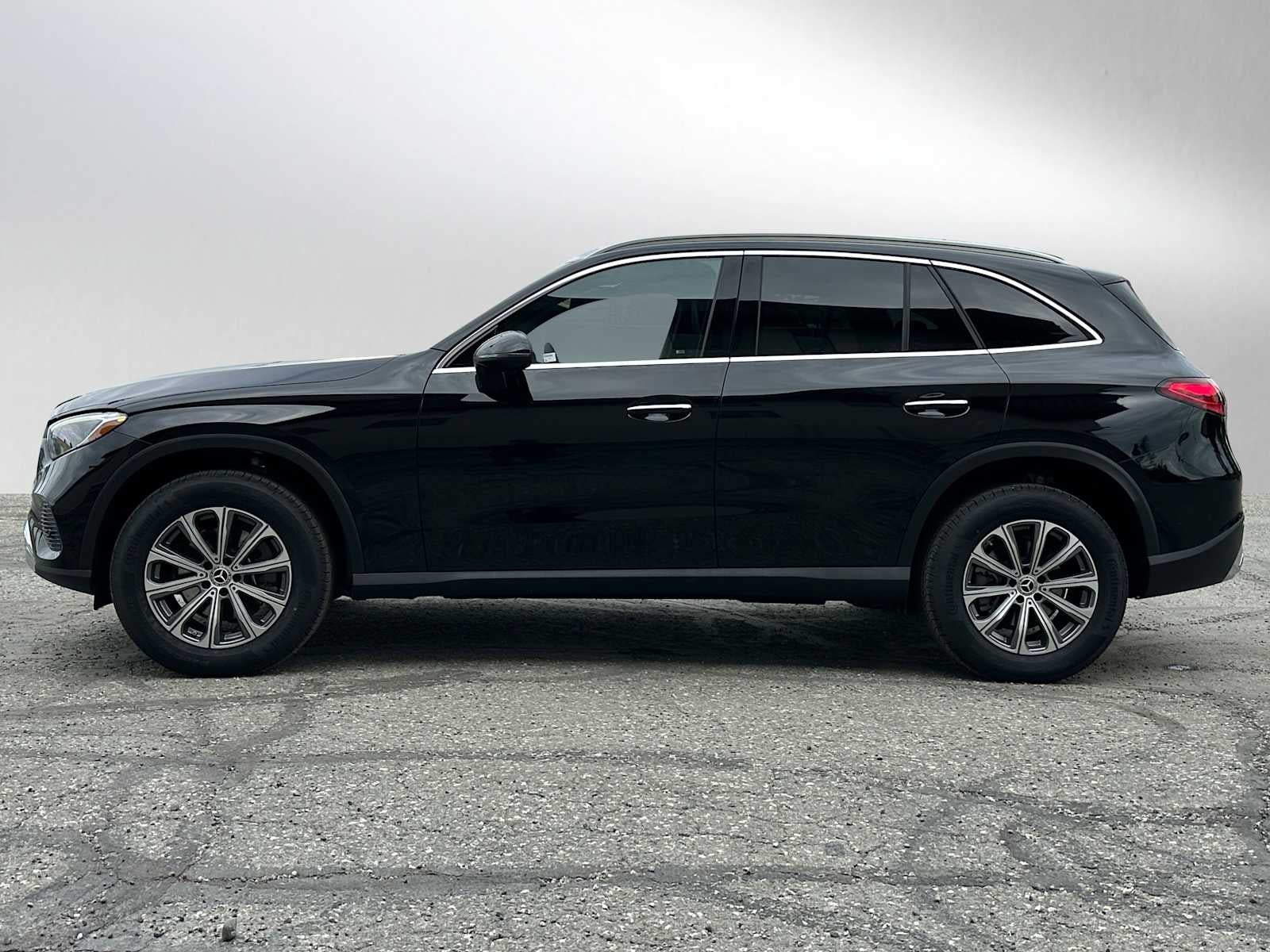 2025 Mercedes-Benz GLC GLC 300