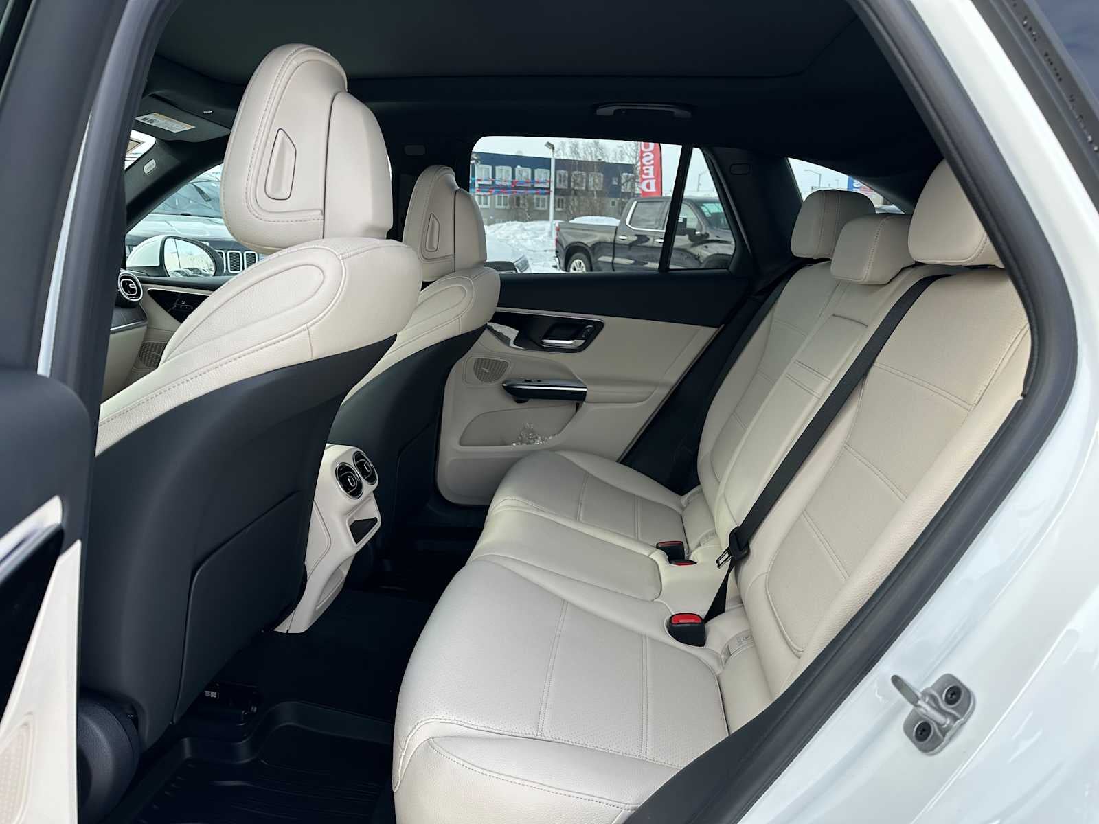 2026 Mercedes-Benz GLC 300 4MATIC® SUV