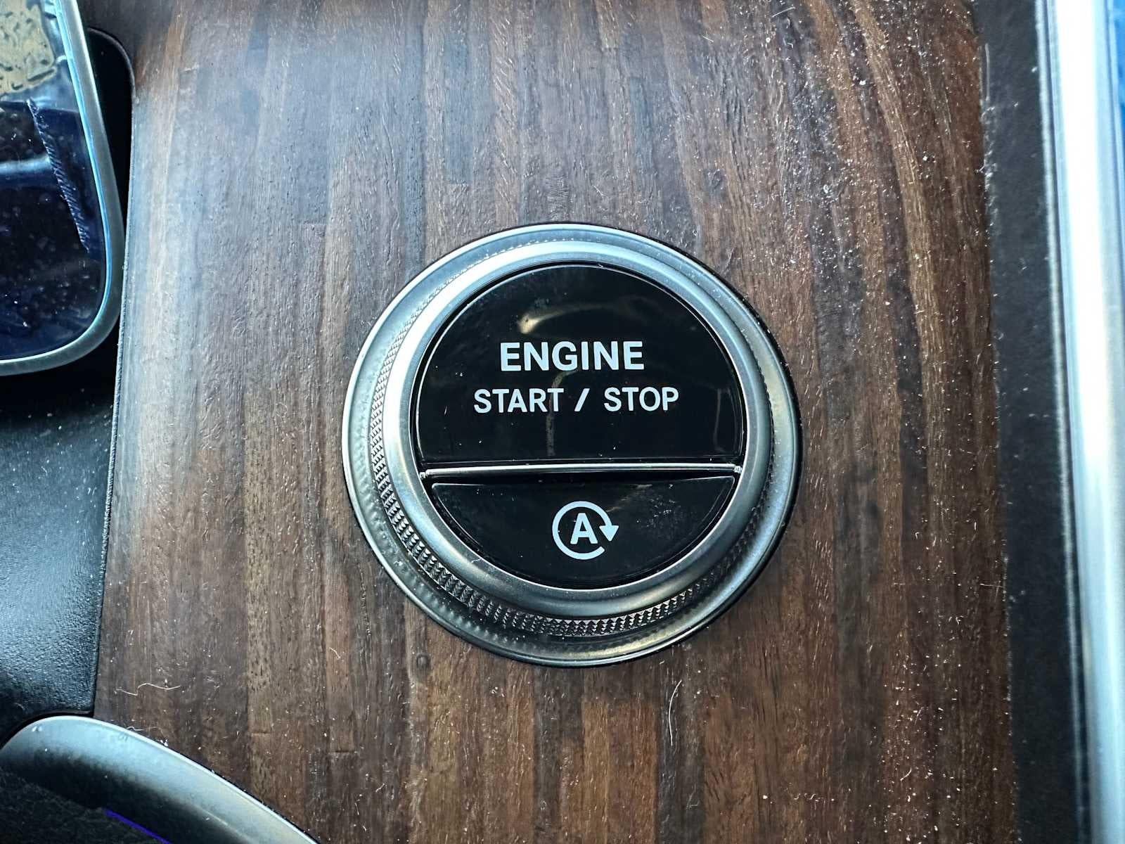 2025 Mercedes-Benz GLC 300 GLC 300