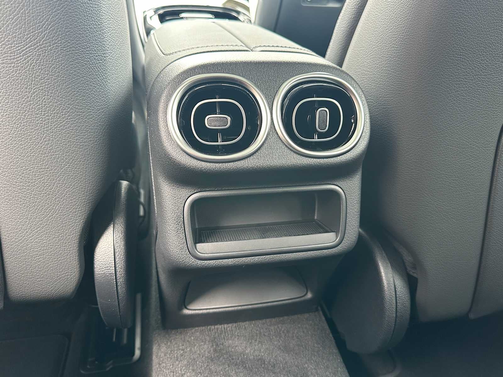 2025 Mercedes-Benz GLC GLC 300