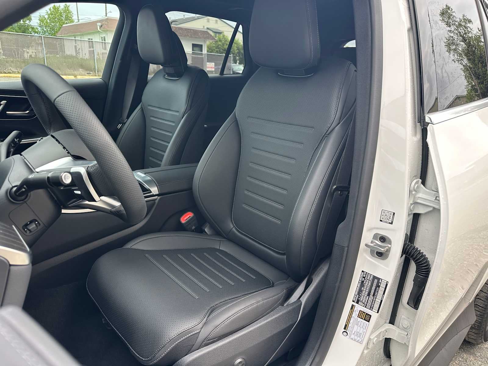 2025 Mercedes-Benz GLC GLC 300