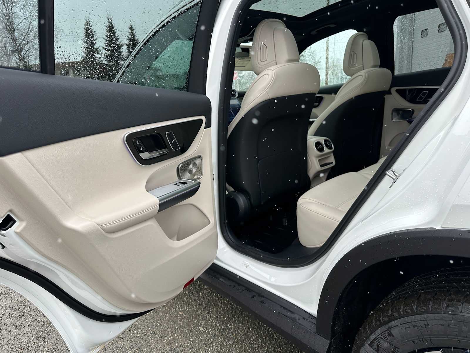 2026 Mercedes-Benz GLC 300 4MATIC® SUV