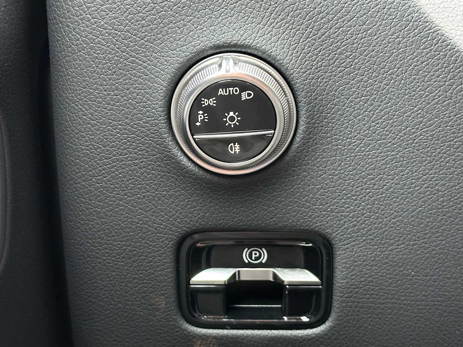 2025 Mercedes-Benz GLC GLC 350e