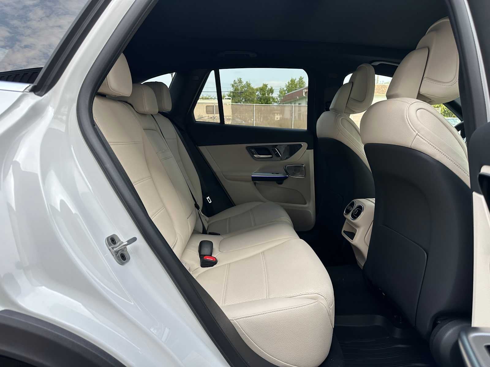 2025 Mercedes-Benz GLC GLC 350e