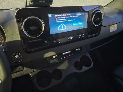 2026 Mercedes-Benz Sprinter 2500 Standard Roof I4 Diesel HO 144" RWD