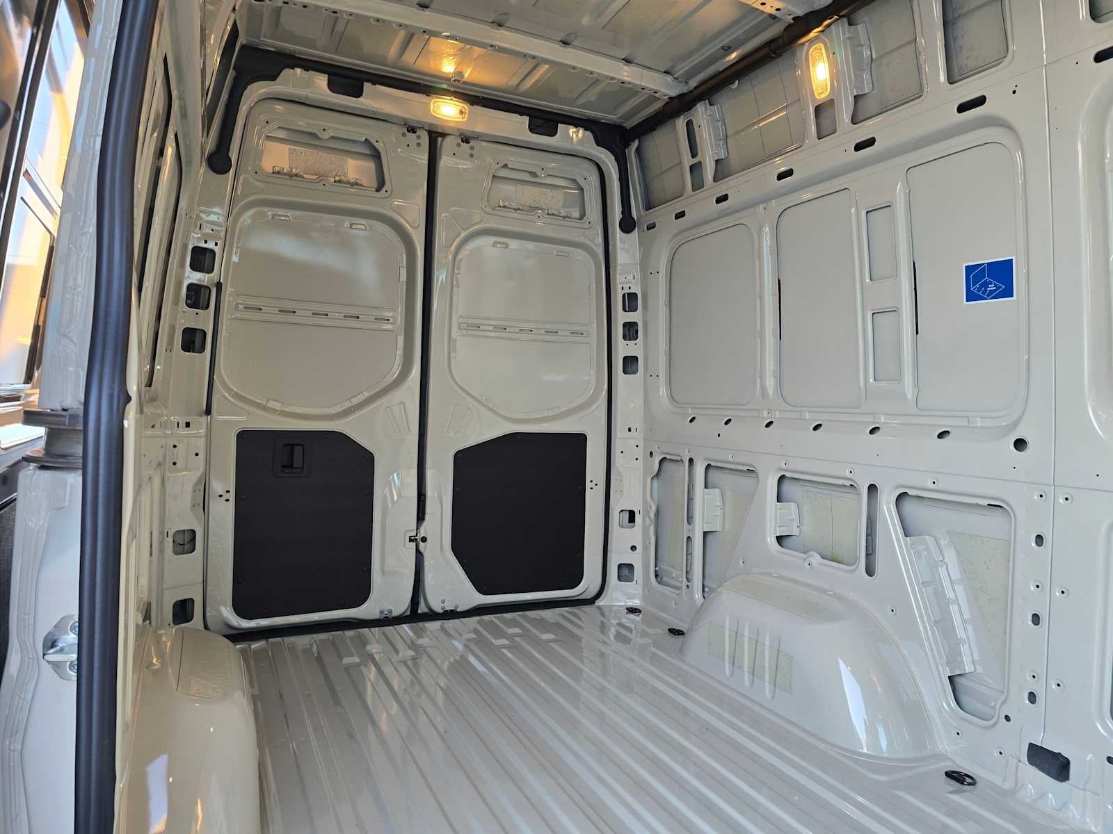 2026 Mercedes-Benz Sprinter 2500 Standard Roof I4 Diesel HO 144" AWD