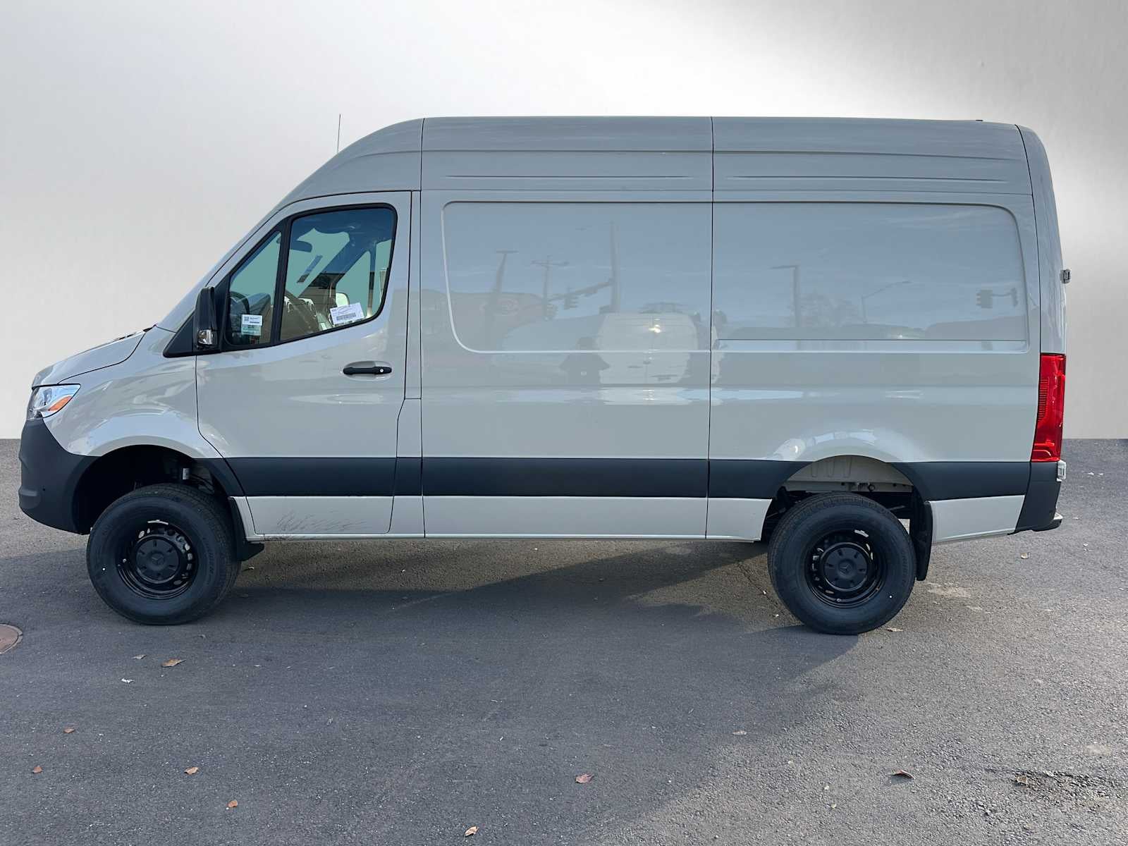 2026 Mercedes-Benz Sprinter 2500 Standard Roof I4 Diesel HO 144" AWD