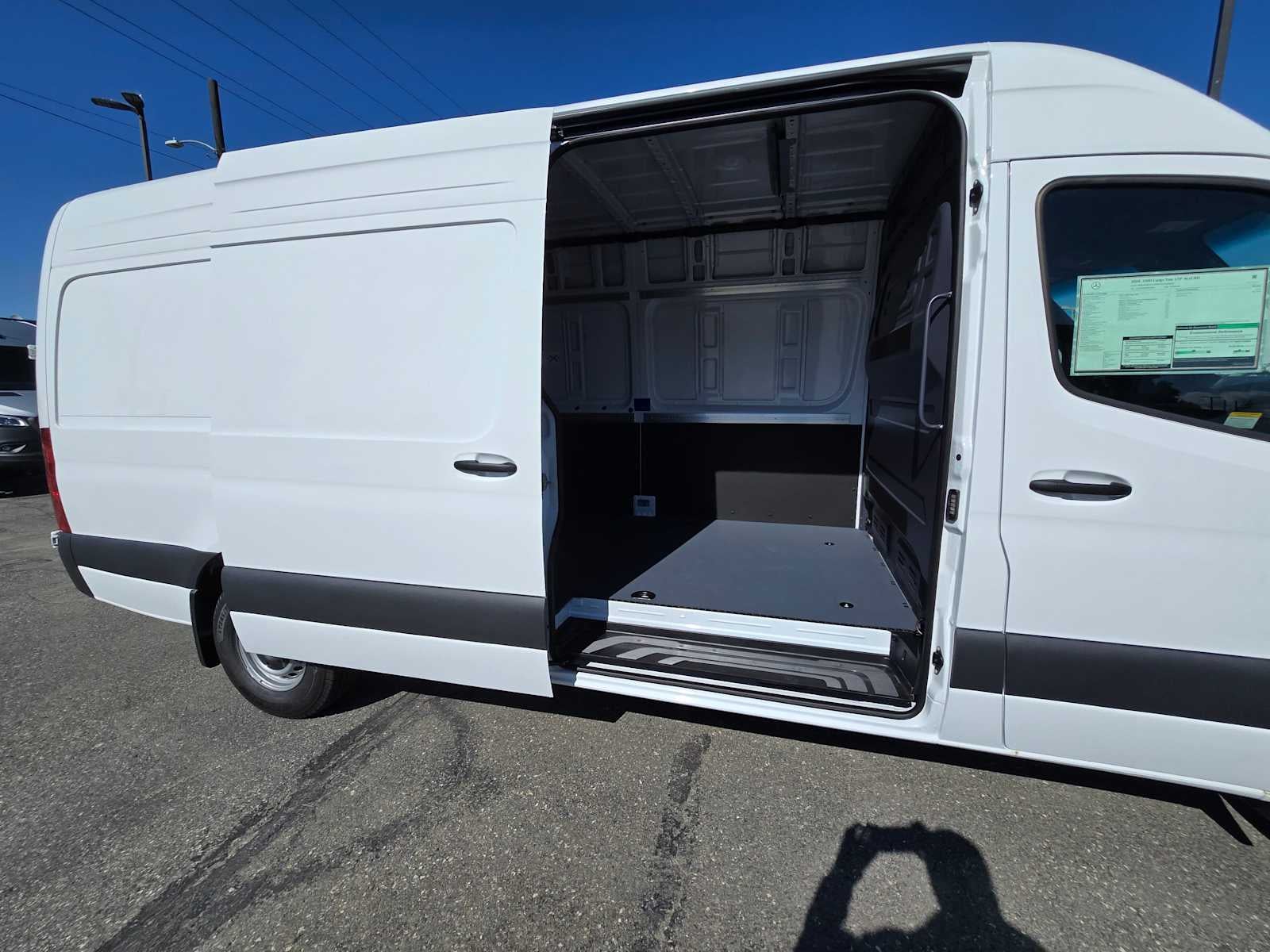2024 Mercedes-Benz Sprinter 2500 High Roof I4 Diesel HO 170" RWD