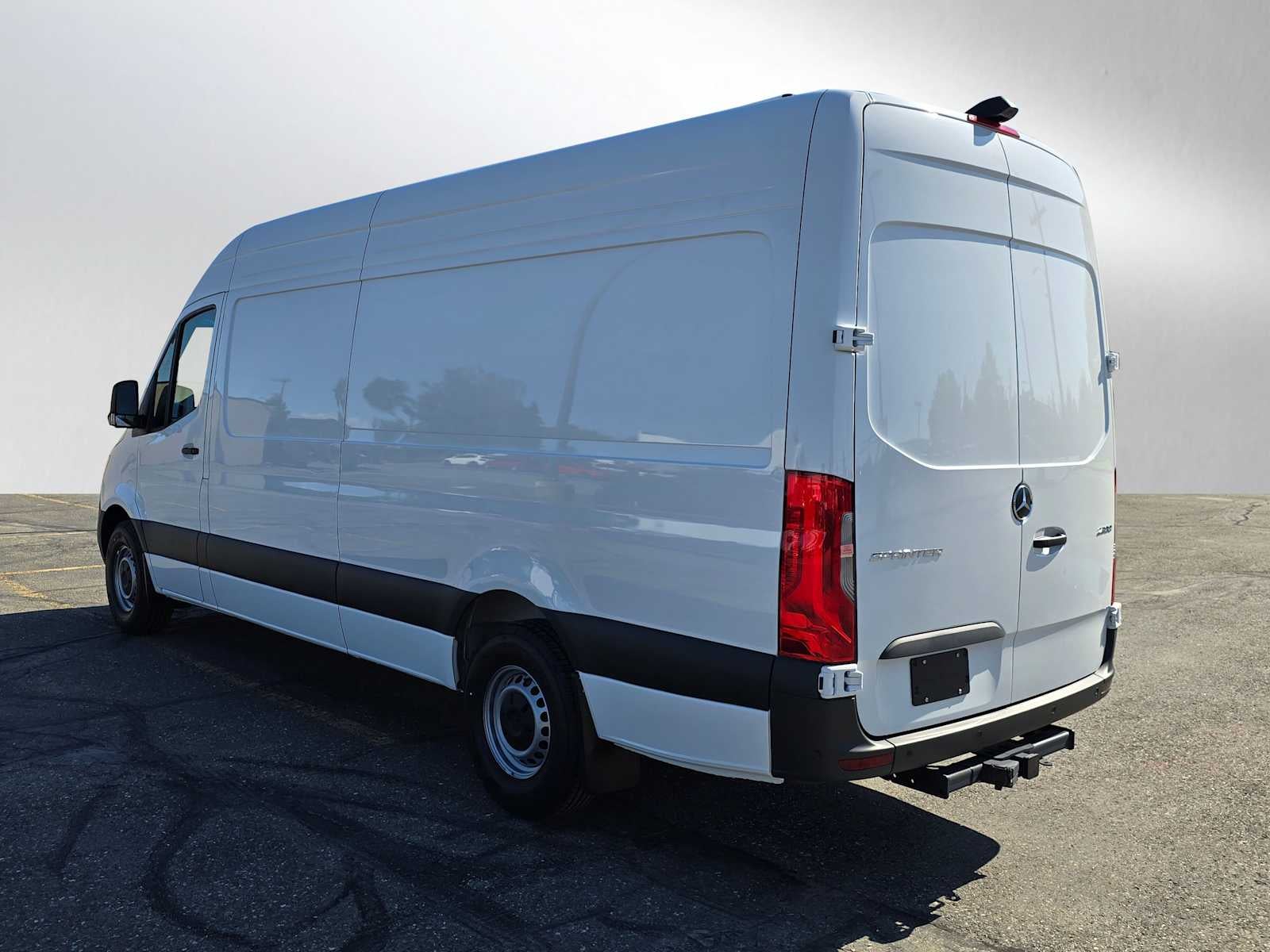 2024 Mercedes-Benz Sprinter 2500 High Roof I4 Diesel HO 170" RWD
