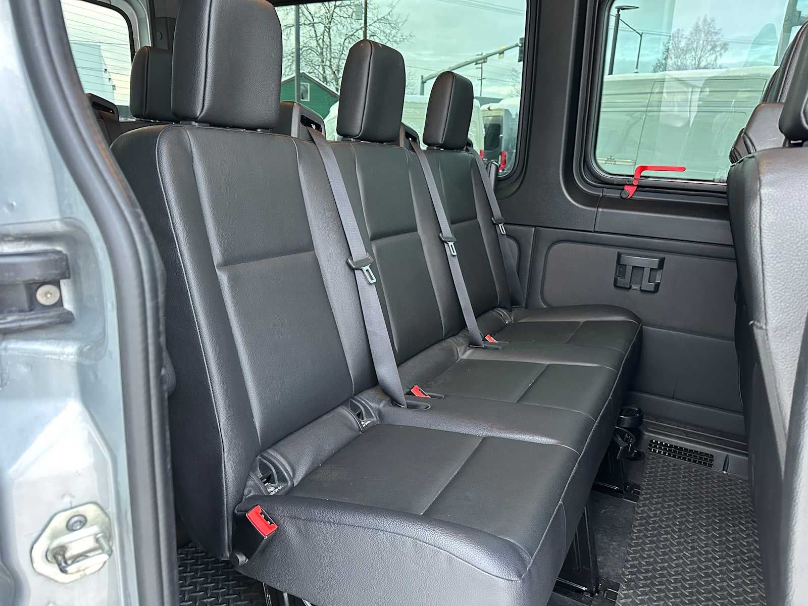 2021 Freightliner Sprinter 2500 Standard Roof V6 144" 4WD