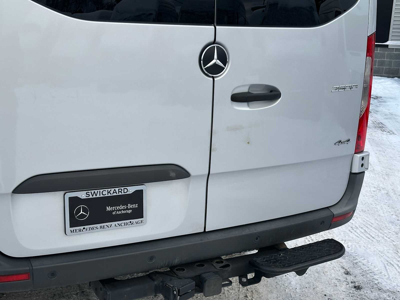 2021 Freightliner Sprinter 2500 Standard Roof V6 144" 4WD