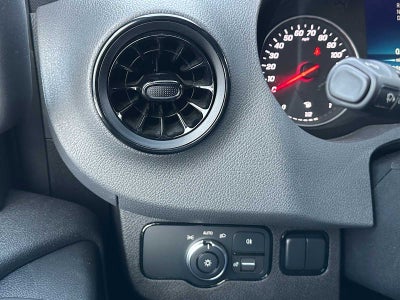 2021 Freightliner Sprinter 2500 Standard Roof V6 144" 4WD