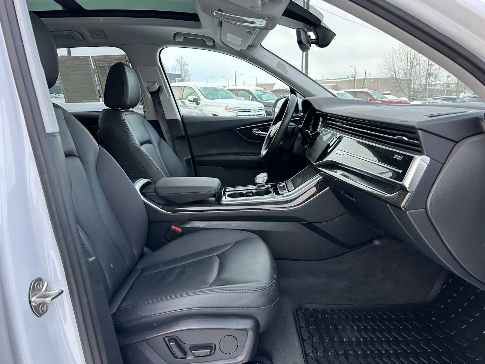 2022 Audi Q7 Premium Plus