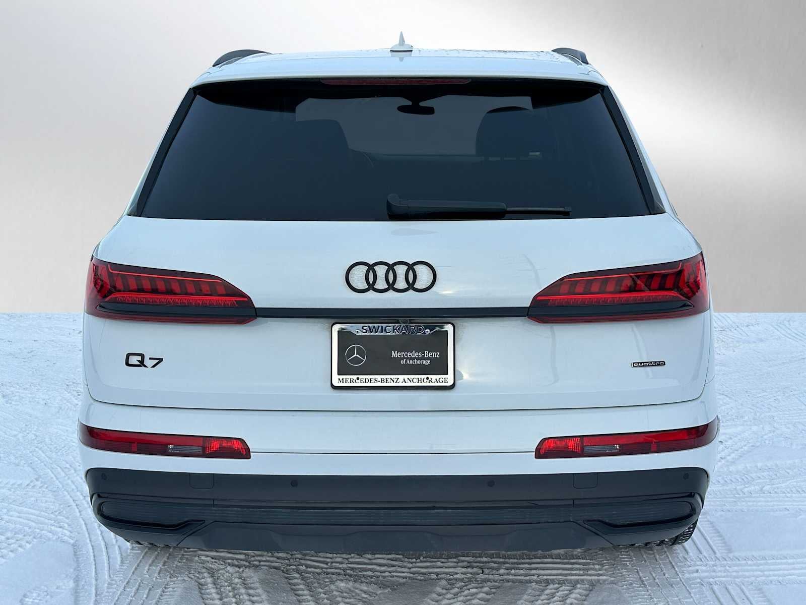 2022 Audi Q7 Premium Plus
