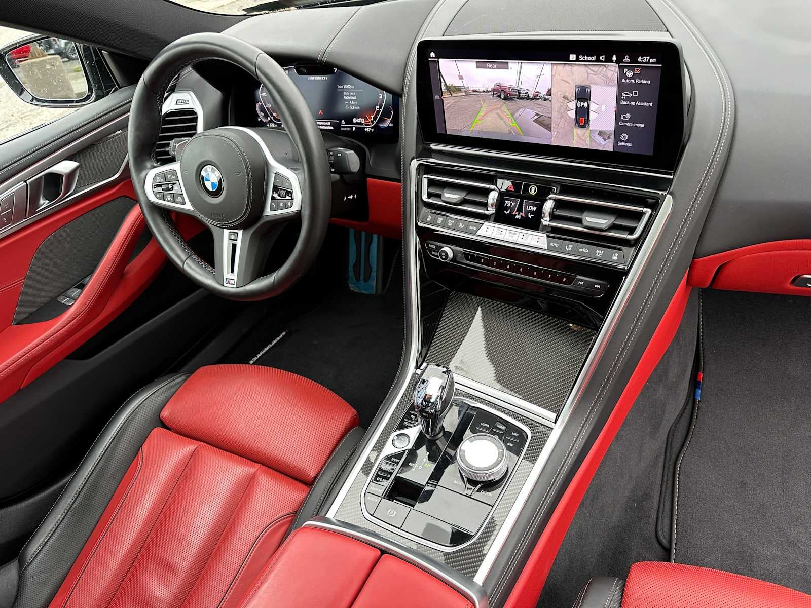 2025 BMW 8 Series M850i