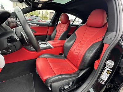 2025 BMW 8 Series M850i