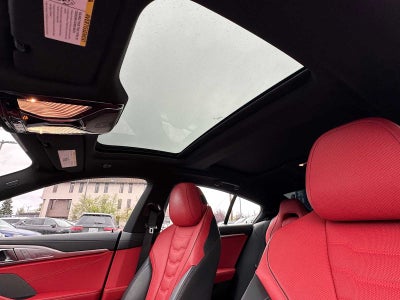 2025 BMW 8 Series M850i