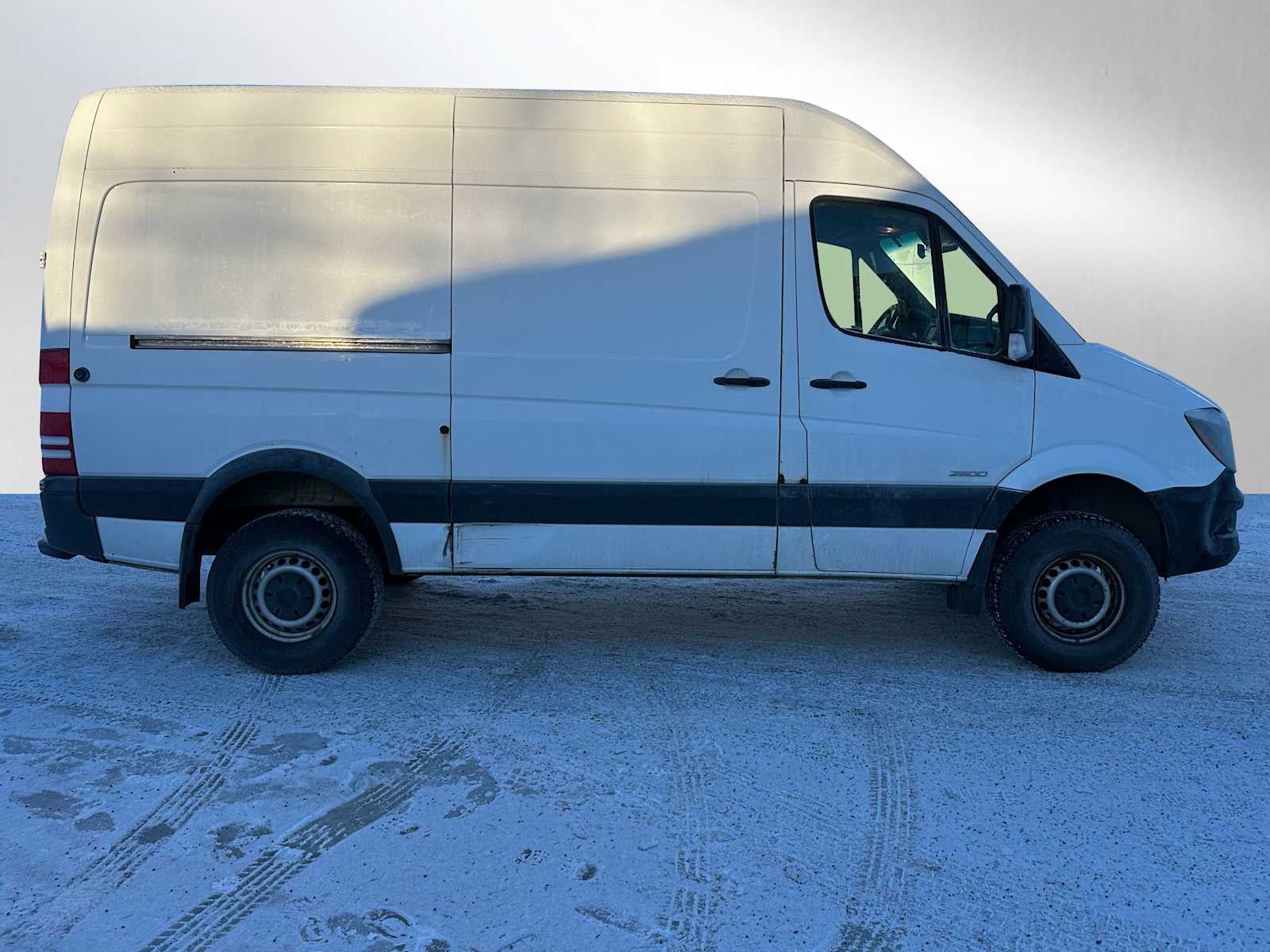 2016 Freightliner Sprinter 4WD 2500 144"
