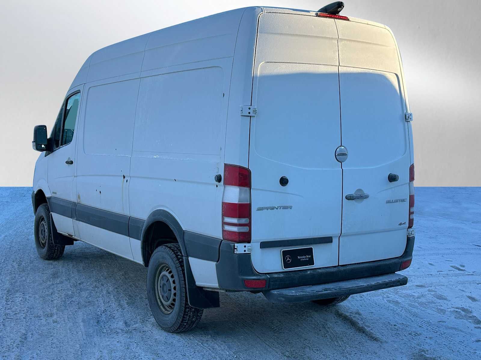 2016 Freightliner Sprinter 4WD 2500 144"