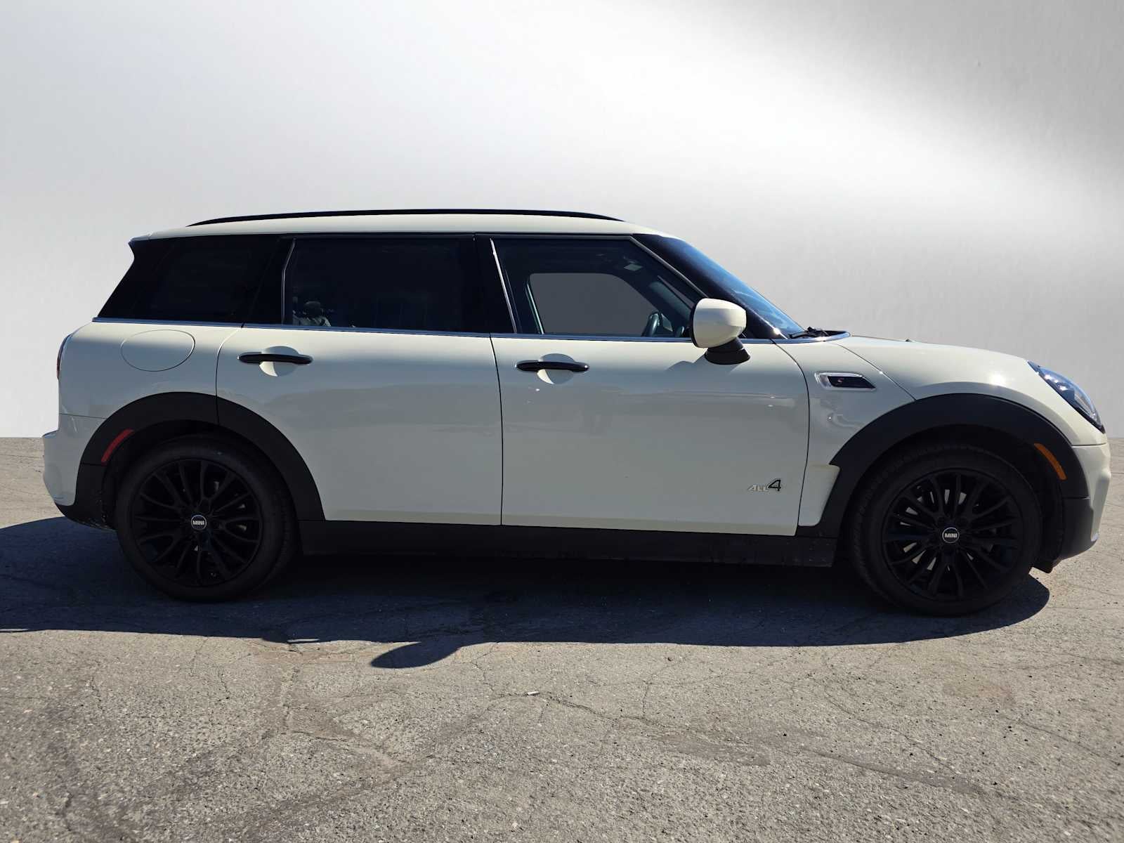2022 MINI Clubman Cooper S