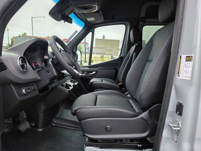 2026 Mercedes-Benz Sprinter 2500 Standard Roof I4 Diesel HO 144 AWD
