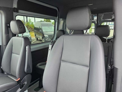 2026 Mercedes-Benz Sprinter 2500 Standard Roof I4 Diesel HO 144 AWD