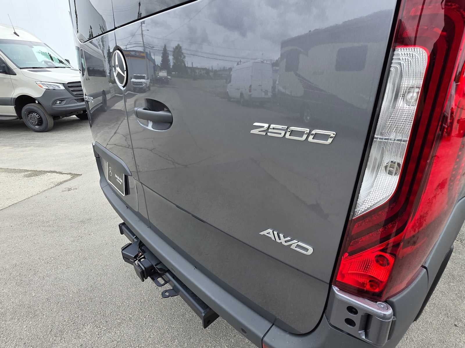 2026 Mercedes-Benz Sprinter 2500 Standard Roof I4 Diesel HO 144 AWD