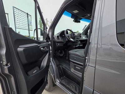2026 Mercedes-Benz Sprinter 2500 Standard Roof I4 Diesel HO 144 AWD