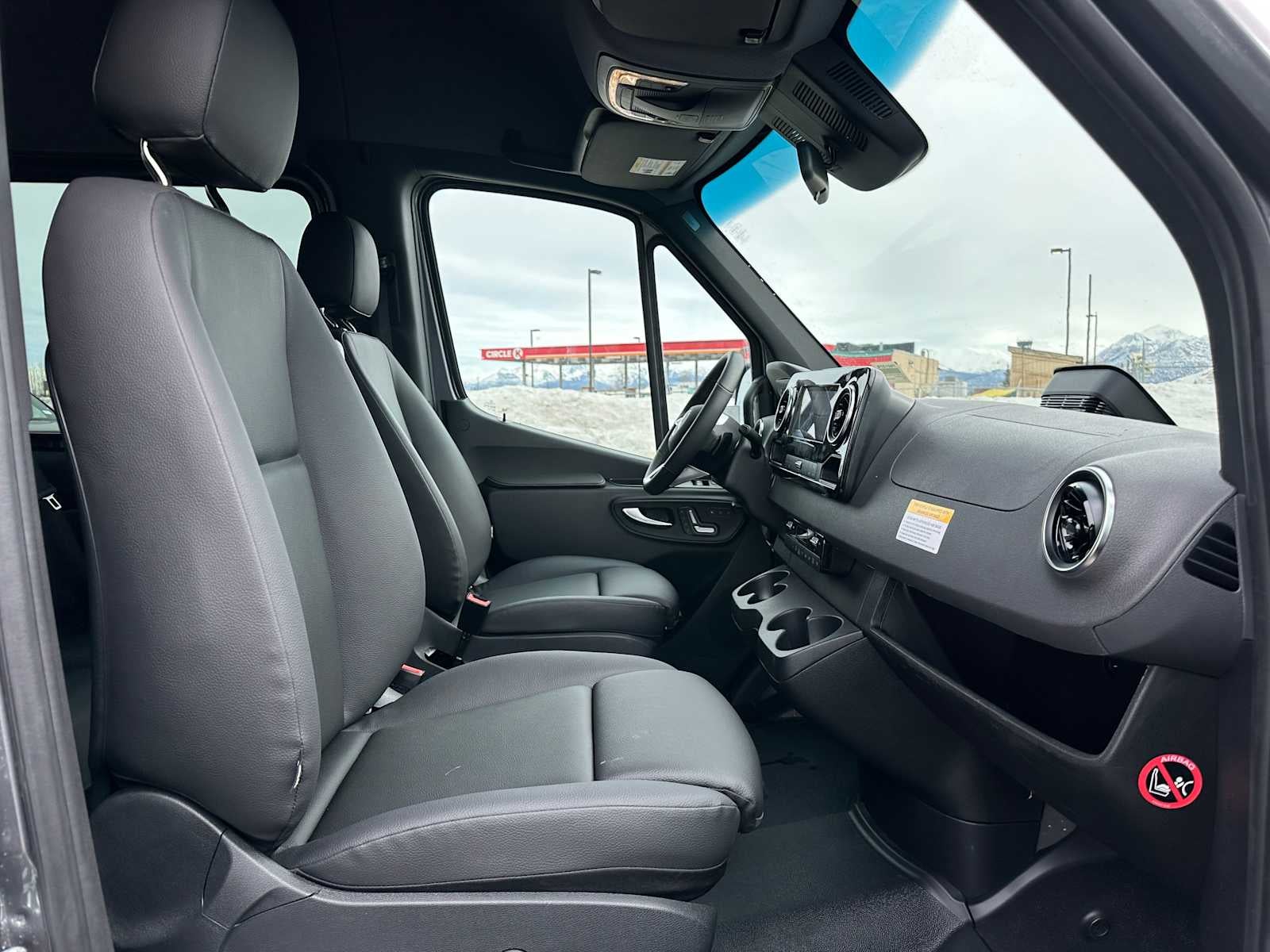 2026 Mercedes-Benz Sprinter 2500 Standard Roof I4 Diesel HO 144 AWD