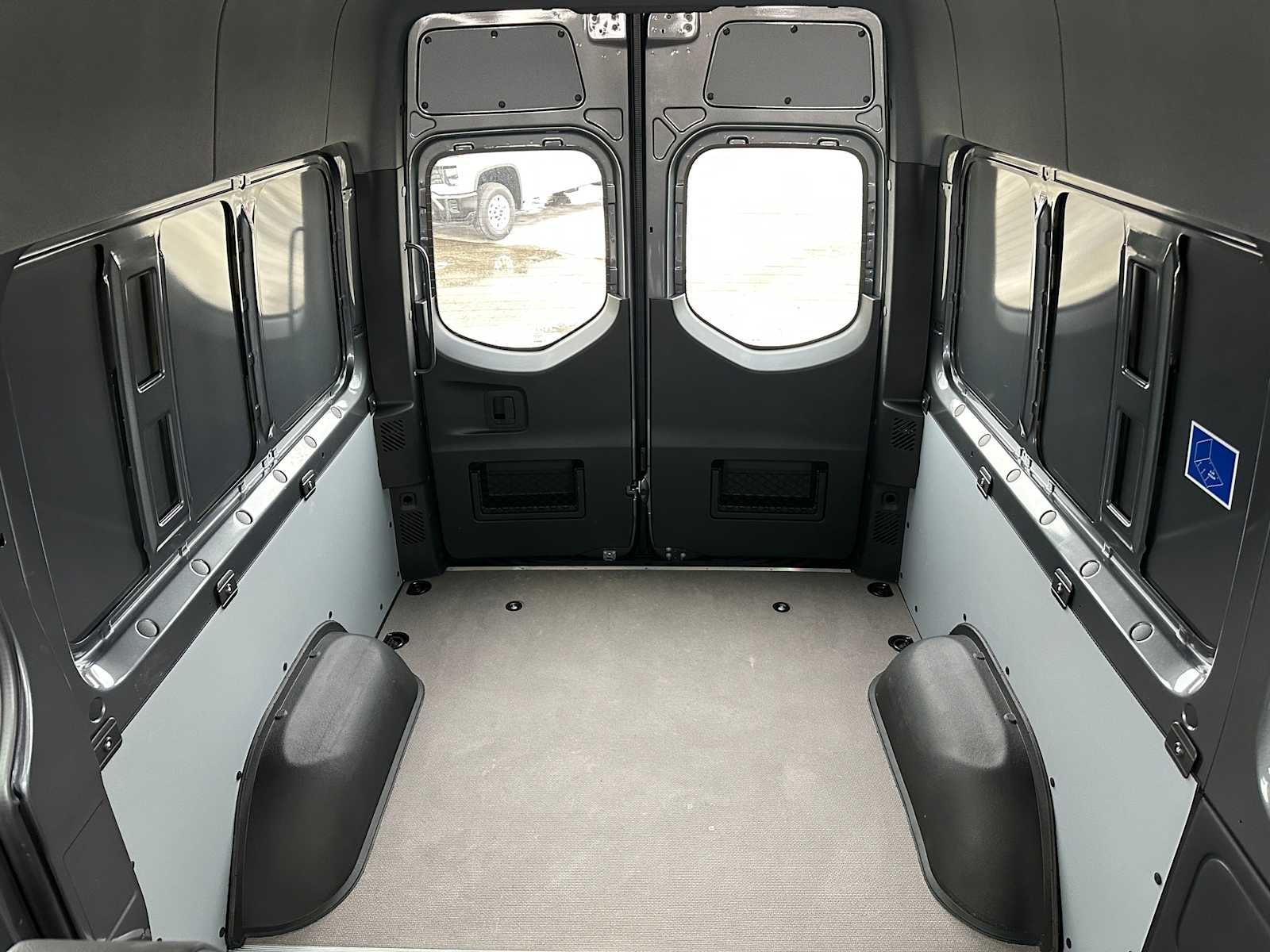 2026 Mercedes-Benz Sprinter 2500 Standard Roof I4 Diesel HO 144 AWD