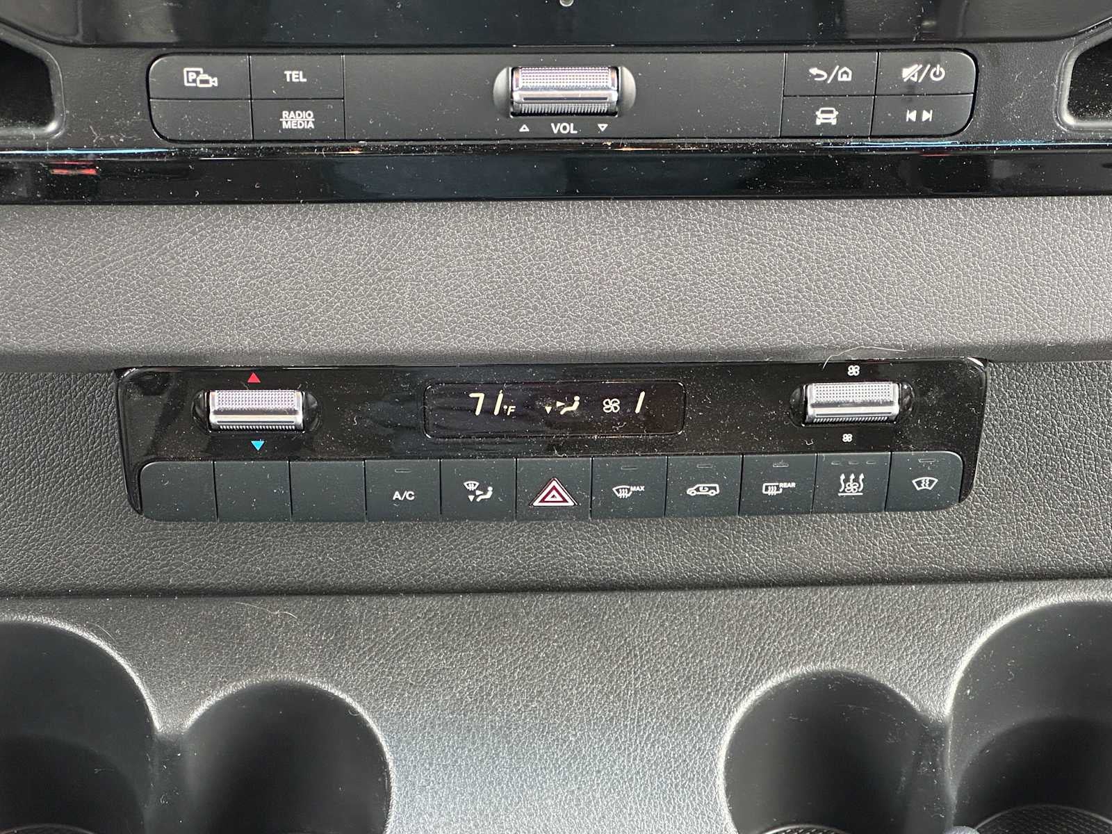 2026 Mercedes-Benz Sprinter 2500 Standard Roof I4 Diesel HO 144 AWD