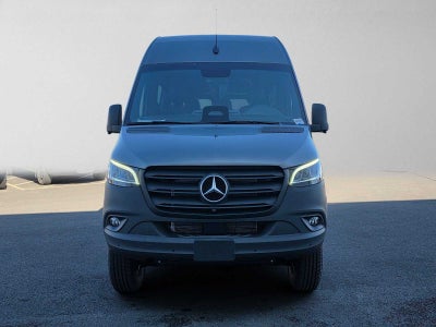 2026 Mercedes-Benz Sprinter Crew 2500 Standard Roof I4 Diesel HO 144 AWD