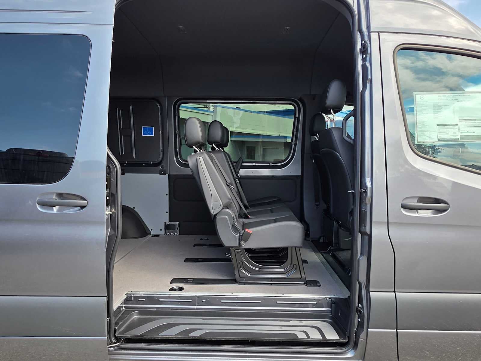 2026 Mercedes-Benz Sprinter 2500 Standard Roof I4 Diesel HO 144 AWD