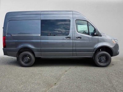2026 Mercedes-Benz Sprinter 2500 Standard Roof I4 Diesel HO 144 AWD