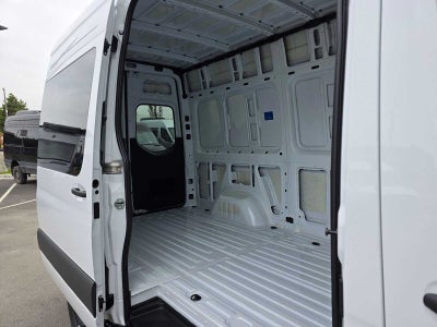 2026 Mercedes-Benz Sprinter 2500 Standard Roof I4 Diesel HO 144 AWD