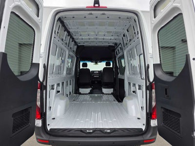2026 Mercedes-Benz Sprinter 2500 Standard Roof I4 Diesel HO 144 AWD
