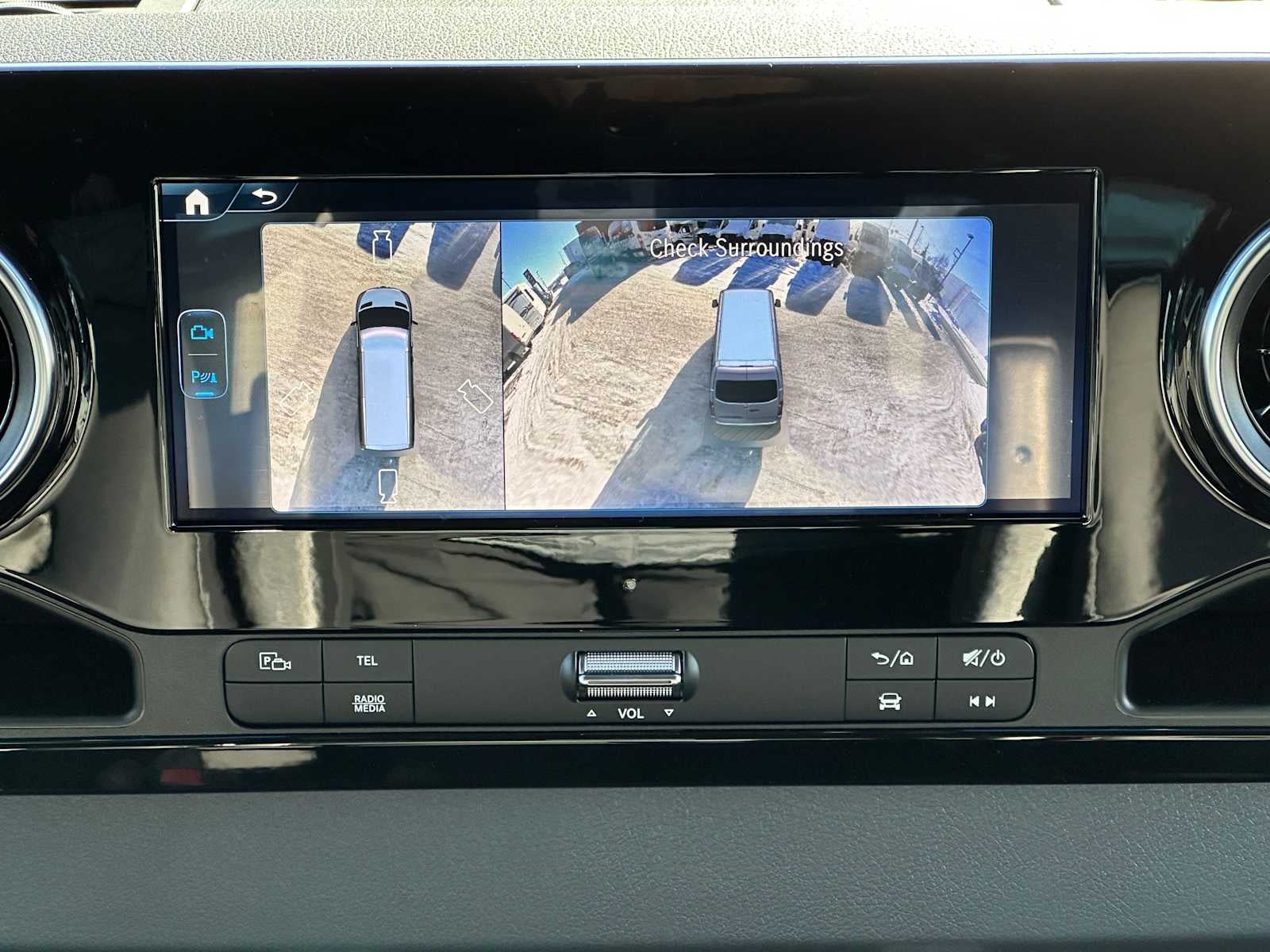 2026 Mercedes-Benz Sprinter 2500 Standard Roof I4 Diesel HO 144" AWD