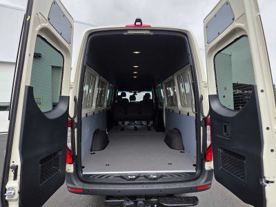 2026 Mercedes-Benz Sprinter Crew 2500 High Roof I4 Diesel HO 170 AWD