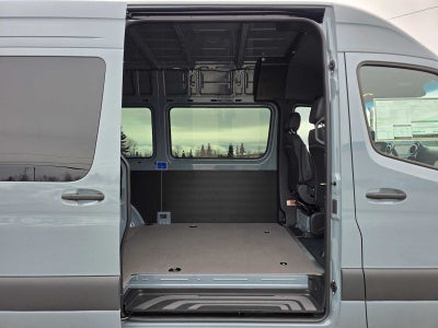 2026 Mercedes-Benz Sprinter 2500 Standard Roof I4 Diesel HO 144 AWD