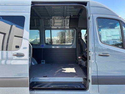 2026 Mercedes-Benz Sprinter 2500 Standard Roof I4 Diesel HO 144 AWD