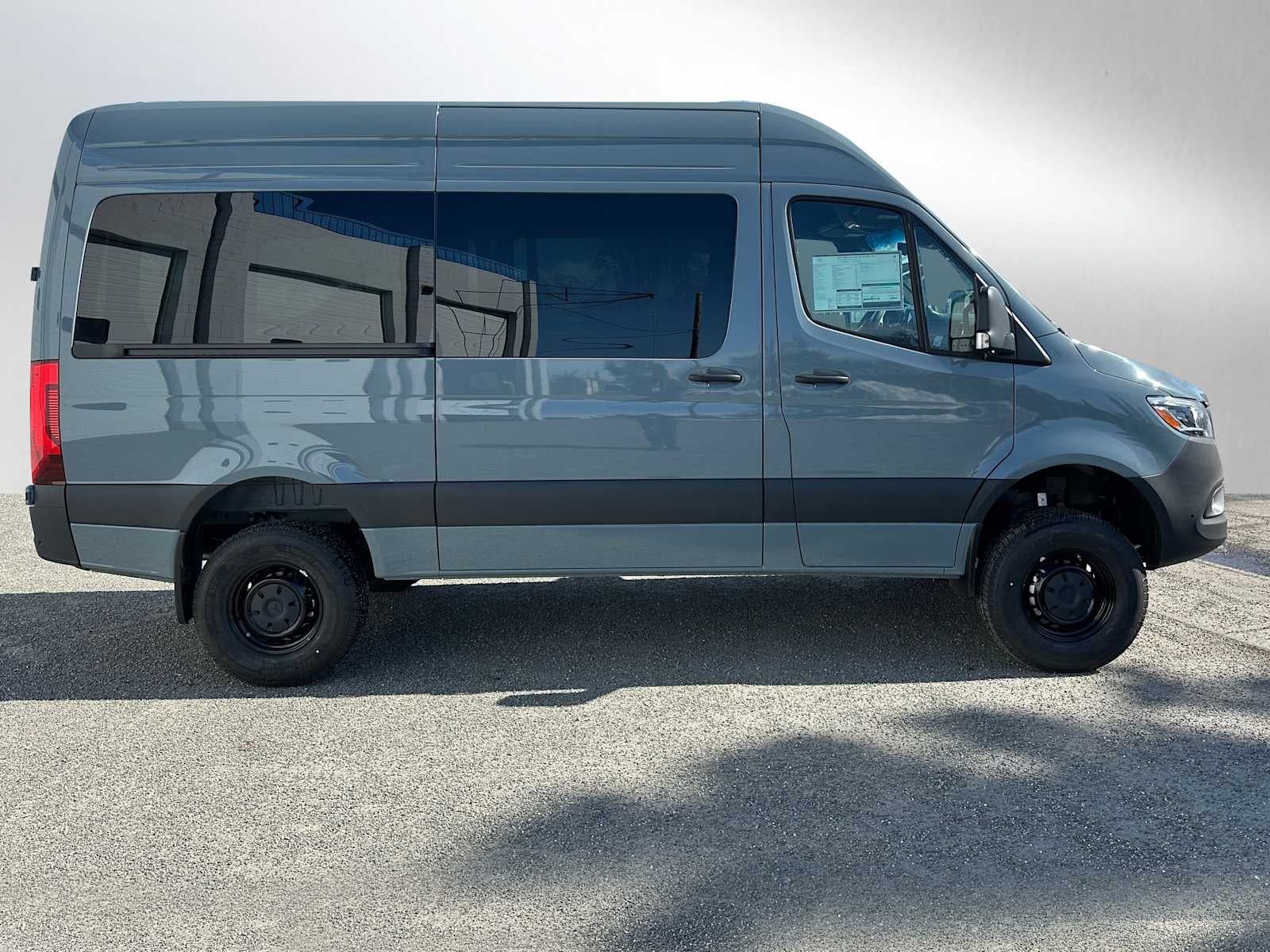 2026 Mercedes-Benz Sprinter 2500 Standard Roof I4 Diesel HO 144 AWD