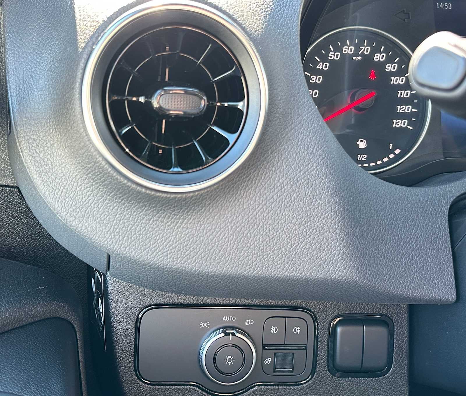 2026 Mercedes-Benz Sprinter 2500 Standard Roof I4 Diesel HO 144 AWD