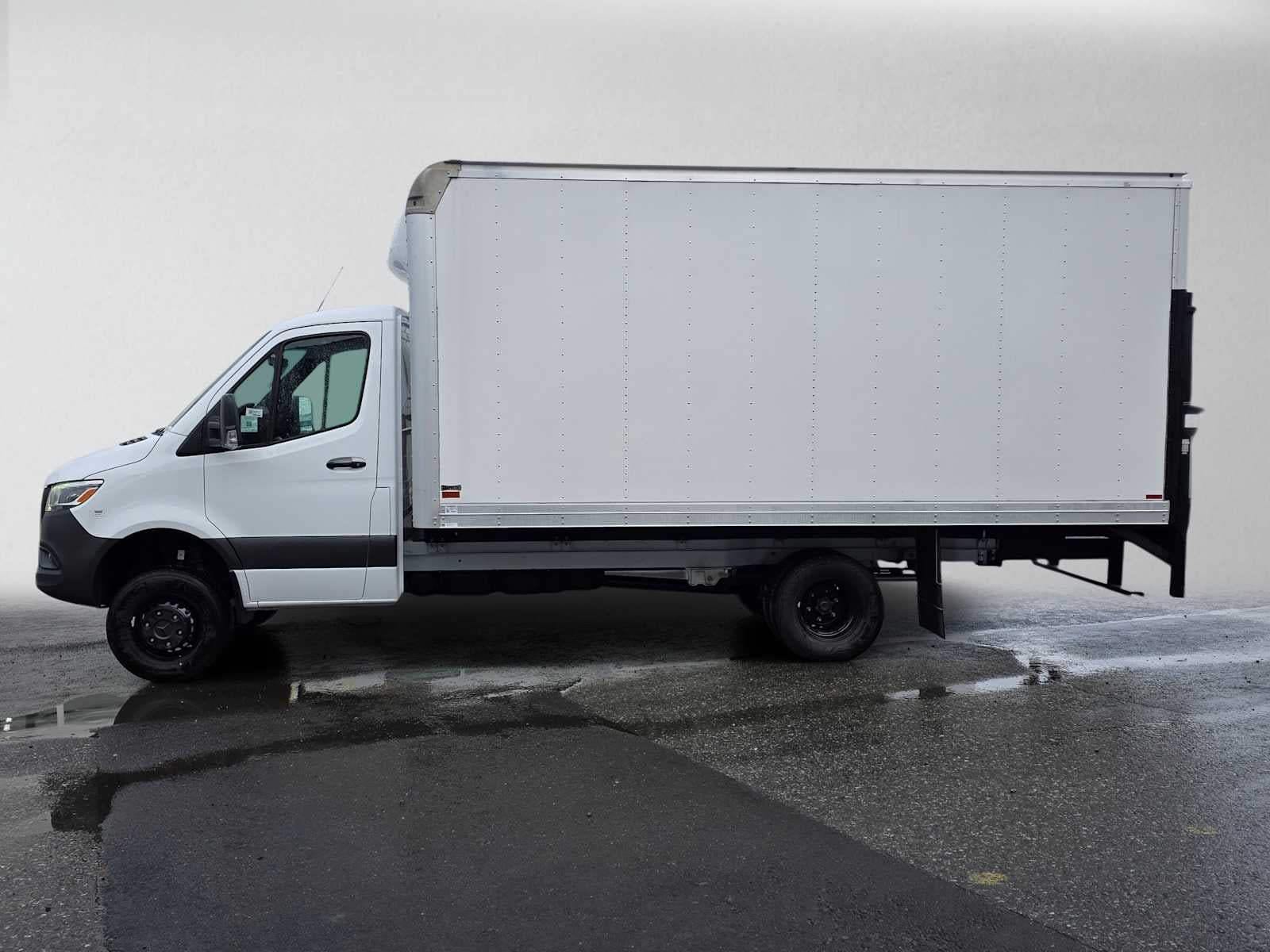 2026 Mercedes-Benz Sprinter Cab Chassis 3500XD Standard Roof I4 Diesel HO 170 AWD