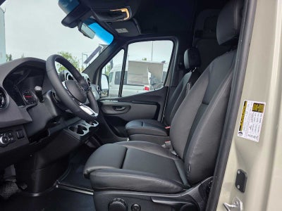 2026 Mercedes-Benz Sprinter 2500 Standard Roof I4 Diesel 144 RWD