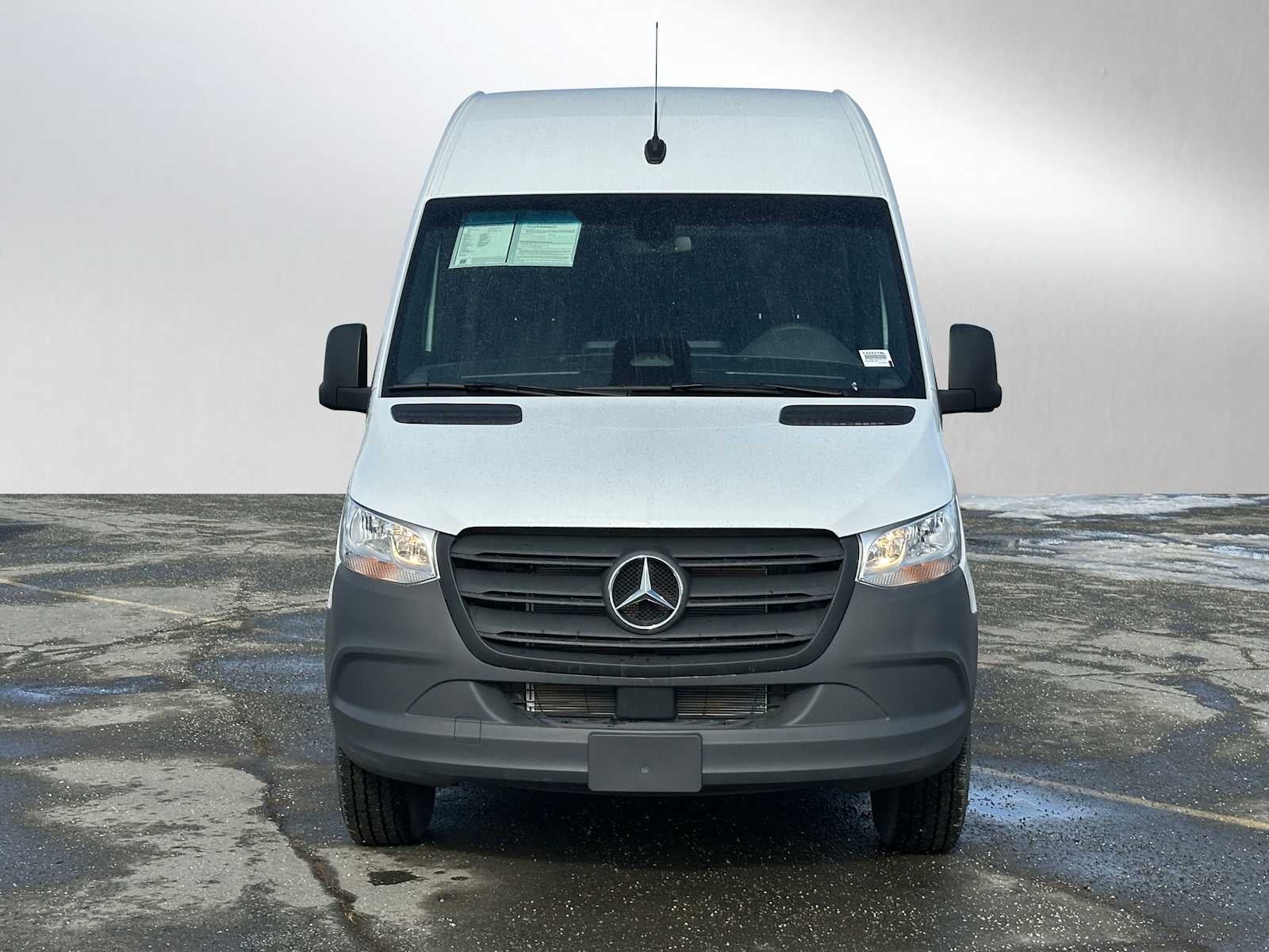 2025 Mercedes-Benz Sprinter Cargo Van 2500 Standard Roof I4 Diesel 144 RWD
