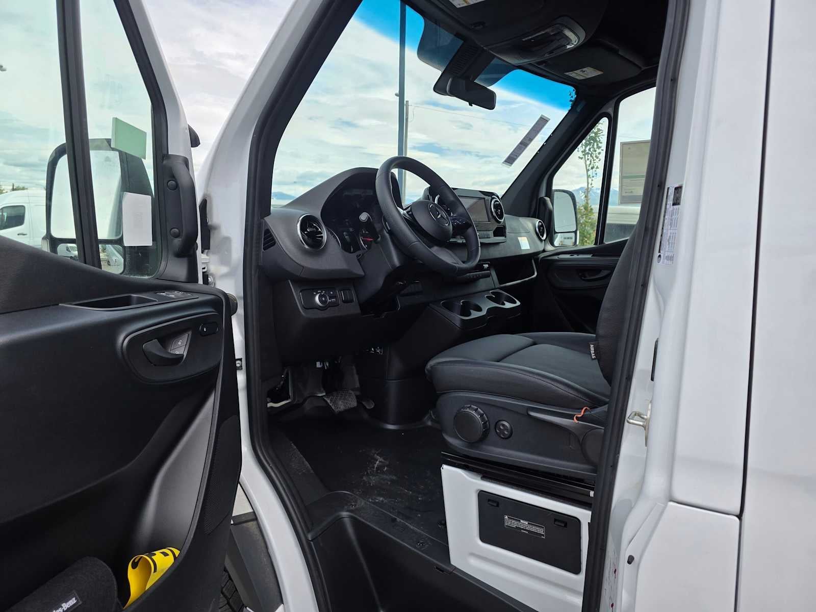 2025 Mercedes-Benz Sprinter Cargo Van 2500 Standard Roof I4 Diesel HO 144 AWD